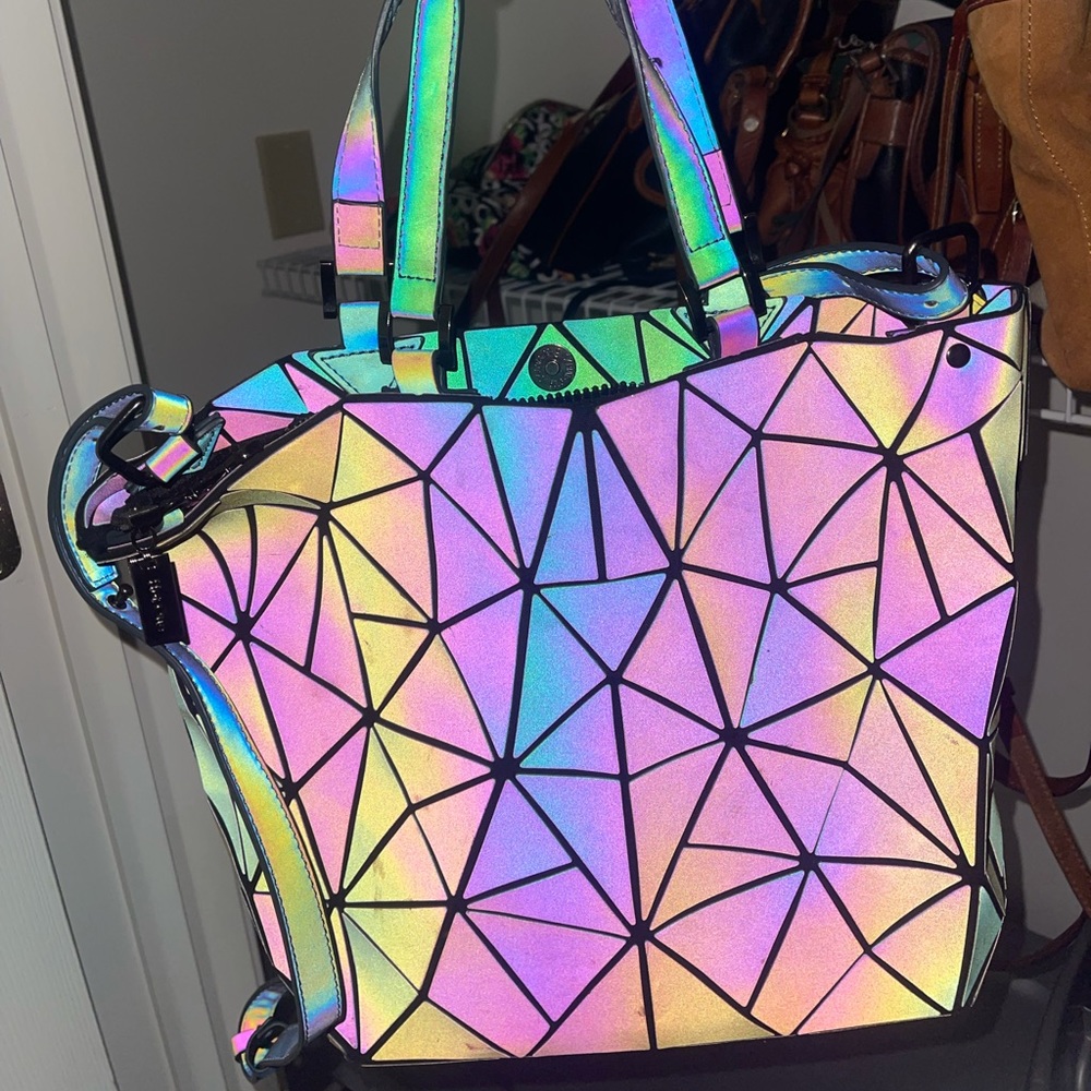 Color Changing Bag - image 1